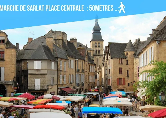 Caporizon-Sarlat L\'Elegance-T2 Plein Centre Cite Medievale